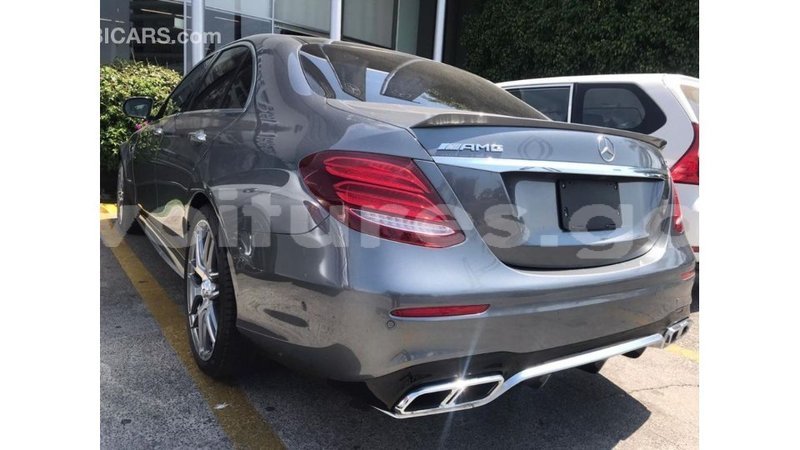 Big with watermark mercedes benz 190 estuary import dubai 6327