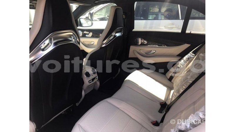 Big with watermark mercedes benz 190 estuaire import dubai 6327