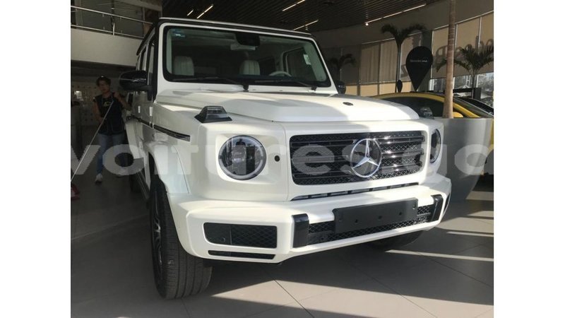 Big with watermark mercedes benz 190 estuary import dubai 6328