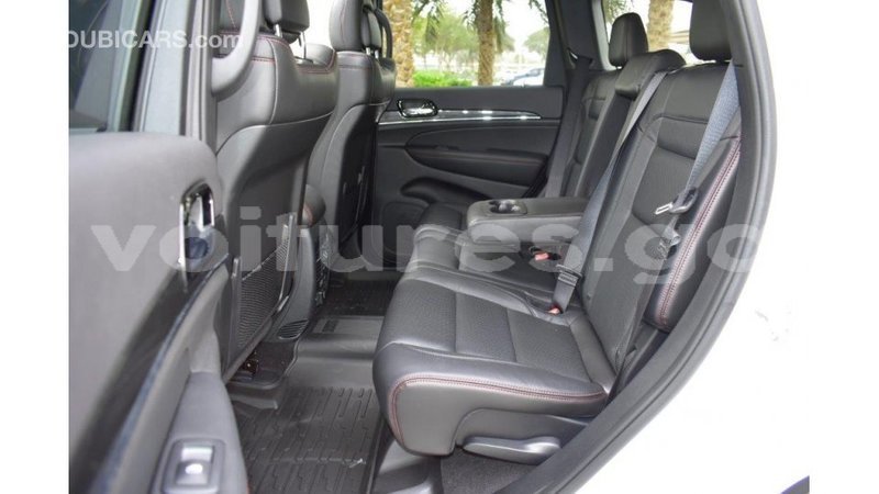 Big with watermark jeep grand cherokee estuary import dubai 6340