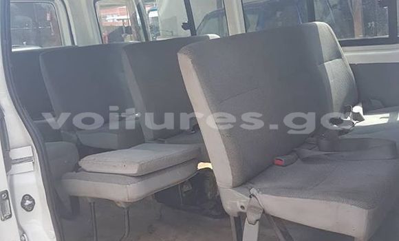 Acheter Import Voiture Toyota Hiace Blanc à Libreville, Estuaire Acheter Import Voiture Toyota Hiace Blanc à Libreville, Estuaire