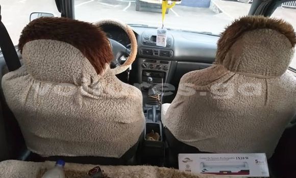 Acheter Import Voiture Toyota Corolla Gris à Libreville, Estuaire Acheter Import Voiture Toyota Corolla Gris à Libreville, Estuaire