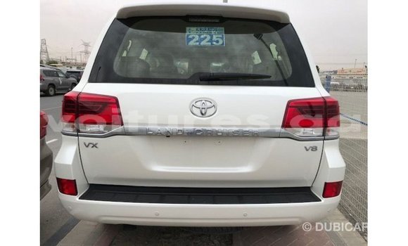 Buy Import Toyota Land Cruiser White Car in Import - Dubai in Estuary Buy Import Toyota Land Cruiser White Car in Import - Dubai in Estuary