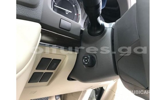 Buy Import Toyota Land Cruiser White Car in Import - Dubai in Estuary Buy Import Toyota Land Cruiser White Car in Import - Dubai in Estuary