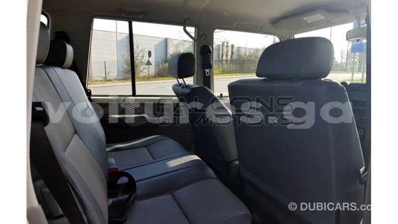 Big with watermark toyota land cruiser estuaire import dubai 6372