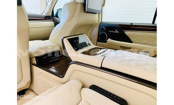 Acheter Import Voiture Lexus LX Noir à Import - Dubai, Estuaire Acheter Import Voiture Lexus LX Noir à Import - Dubai, Estuaire