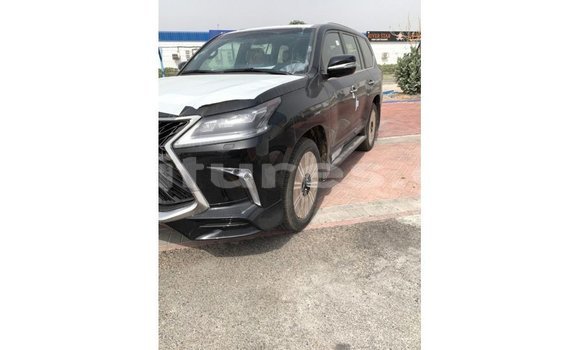 Acheter Import Voiture Lexus LX Noir à Import - Dubai, Estuaire Acheter Import Voiture Lexus LX Noir à Import - Dubai, Estuaire
