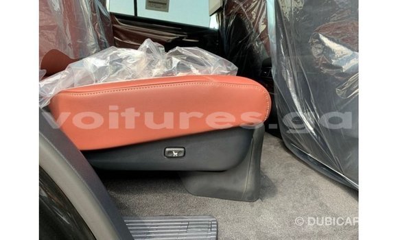 Acheter Import Voiture Lexus LX Noir à Import - Dubai, Estuaire Acheter Import Voiture Lexus LX Noir à Import - Dubai, Estuaire