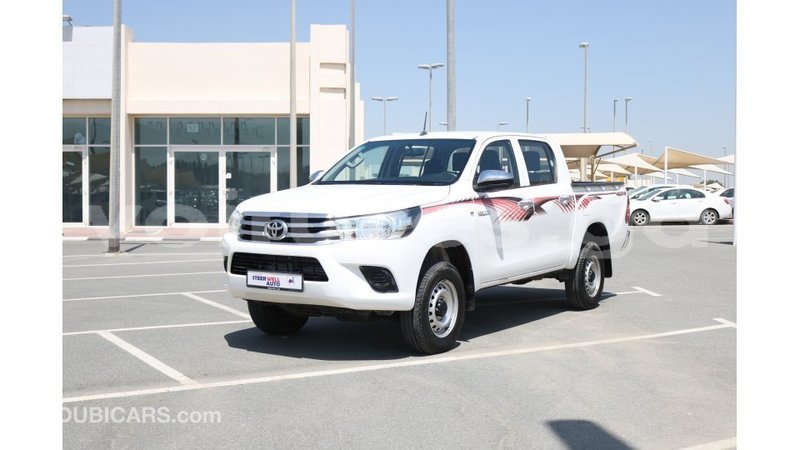 Big with watermark toyota hilux estuary import dubai 6392