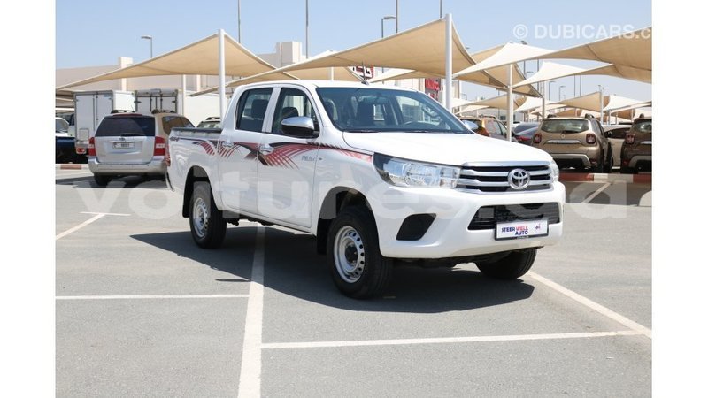 Big with watermark toyota hilux estuary import dubai 6392