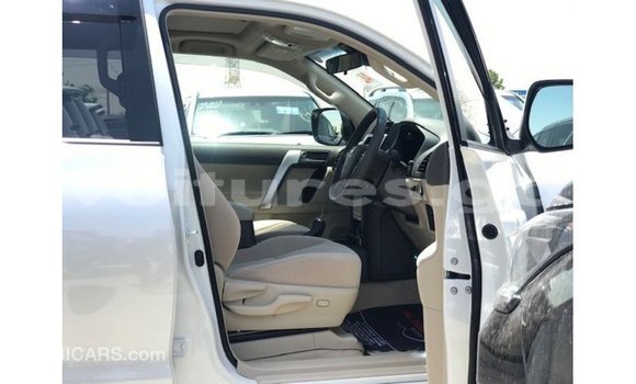 Sayi Imported Toyota Prado White Mota in Import - Dubai a estuary Sayi Imported Toyota Prado White Mota in Import - Dubai a estuary