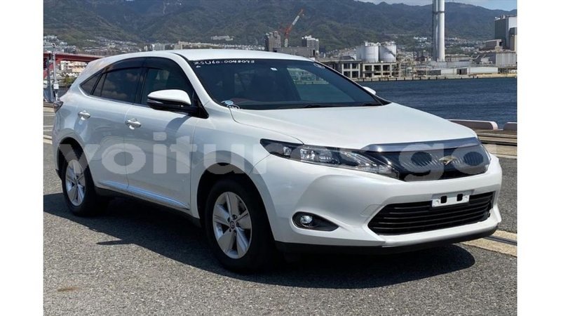 Big with watermark toyota harrier estuary import dubai 6398