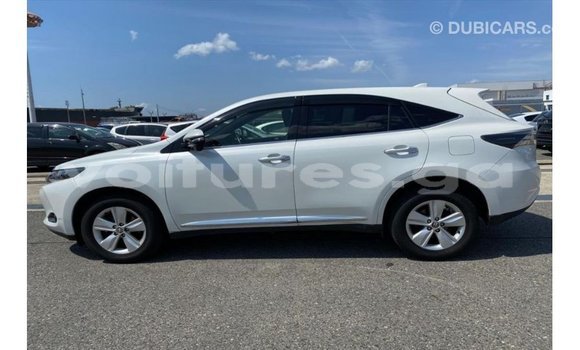 Buy Import Toyota Harrier White Car in Import - Dubai in Estuary Buy Import Toyota Harrier White Car in Import - Dubai in Estuary
