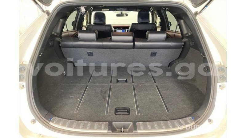 Big with watermark toyota harrier estuary import dubai 6398