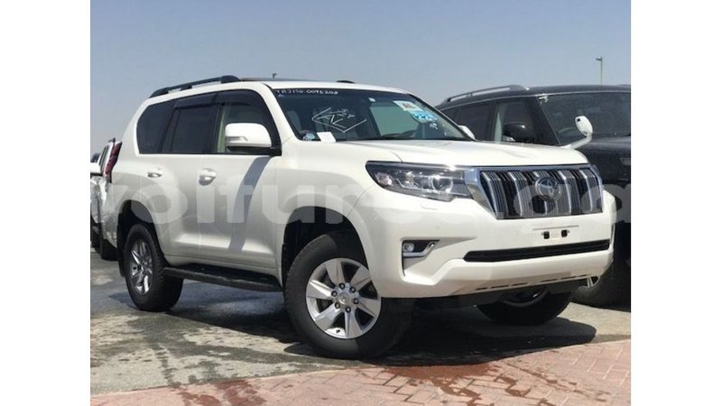 Big with watermark toyota prado estuary import dubai 6399