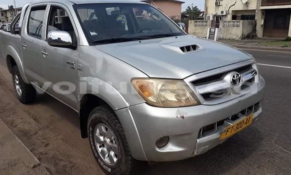 Acheter Import Voiture Toyota Hilux Gris à Port–Gentil, Ogooué-Maritime Acheter Import Voiture Toyota Hilux Gris à Port–Gentil, Ogooué-Maritime