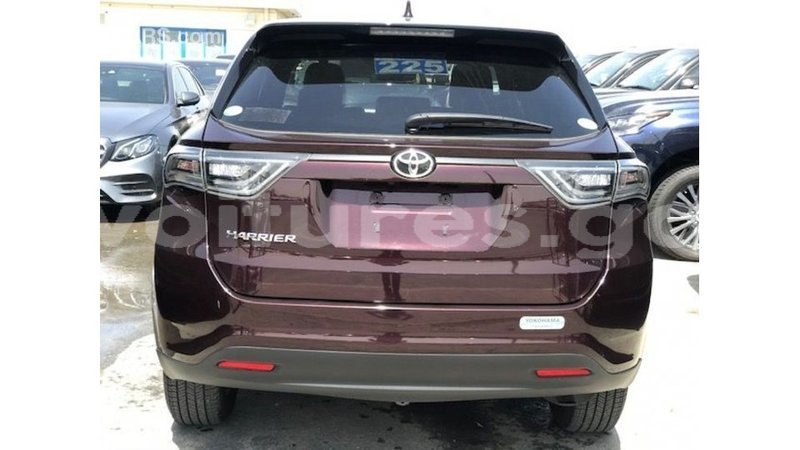 Big with watermark toyota harrier estuary import dubai 6403