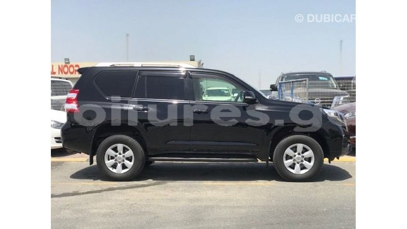 Big with watermark toyota prado estuary import dubai 6405