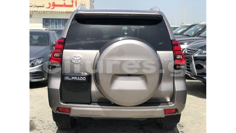 Big with watermark toyota prado estuary import dubai 6410