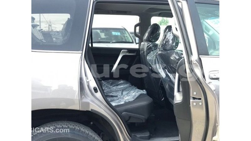 Big with watermark toyota prado estuary import dubai 6410