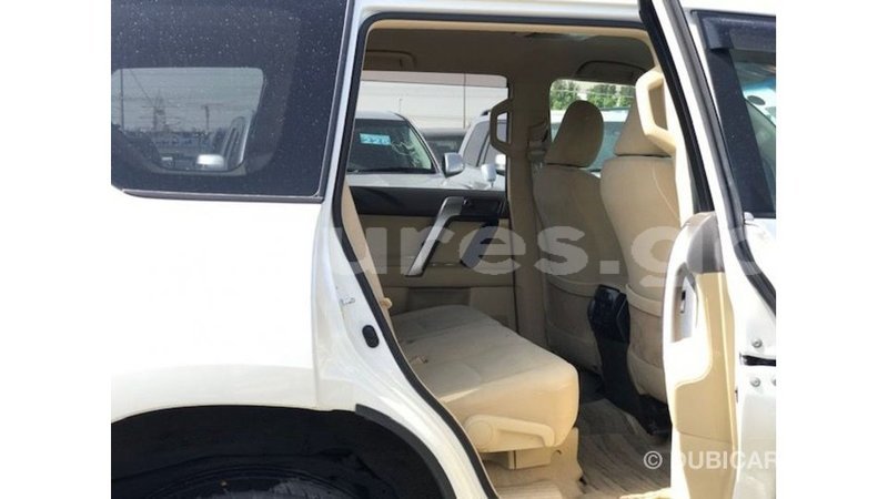 Big with watermark toyota prado estuary import dubai 6414