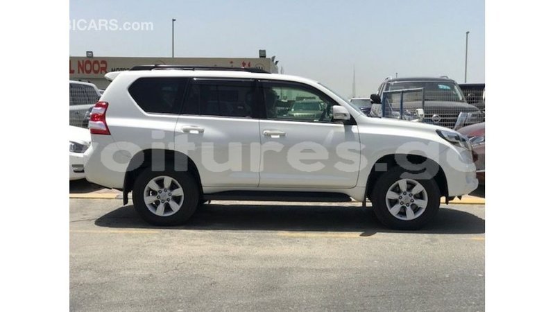 Big with watermark toyota prado estuary import dubai 6414