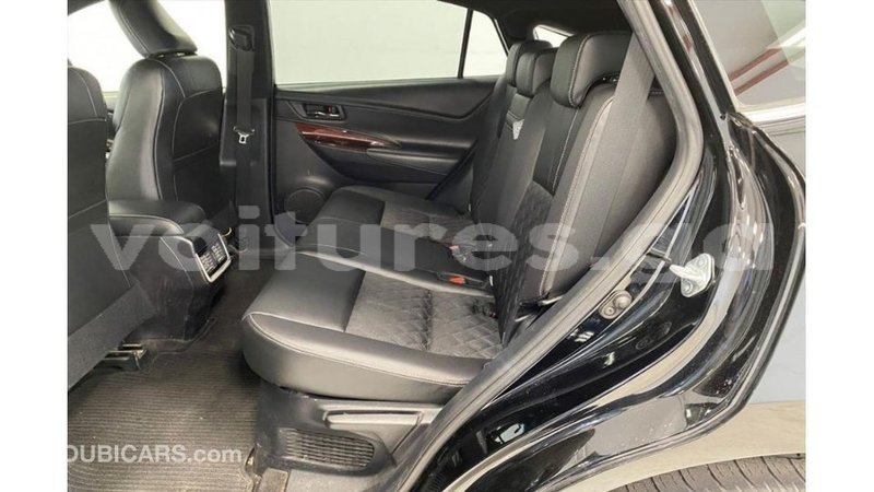 Big with watermark toyota harrier estuary import dubai 6415