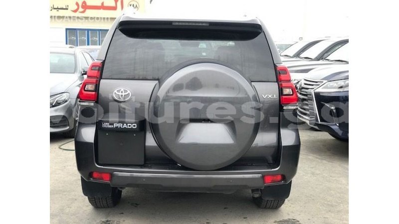 Big with watermark toyota prado estuary import dubai 6418