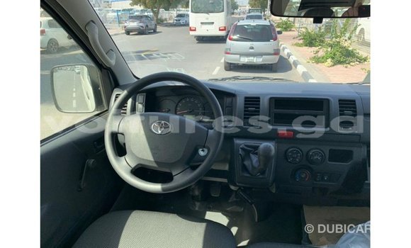 Buy Import Toyota Hiace White Car in Import - Dubai in Estuary Buy Import Toyota Hiace White Car in Import - Dubai in Estuary
