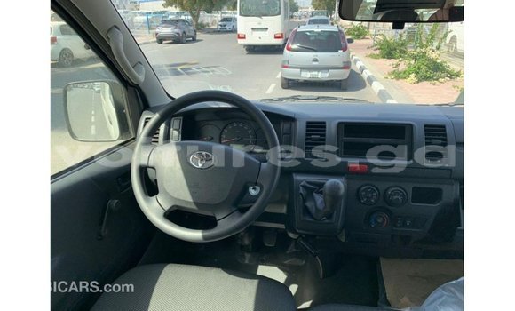 Buy Import Toyota Hiace White Car in Import - Dubai in Estuary Buy Import Toyota Hiace White Car in Import - Dubai in Estuary