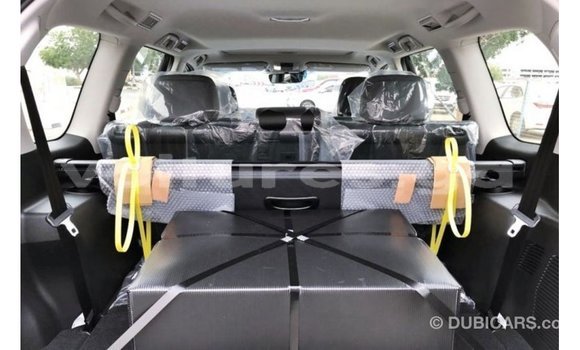 Acheter Import Voiture Toyota Prado Bleu à Import - Dubai, Estuaire Acheter Import Voiture Toyota Prado Bleu à Import - Dubai, Estuaire