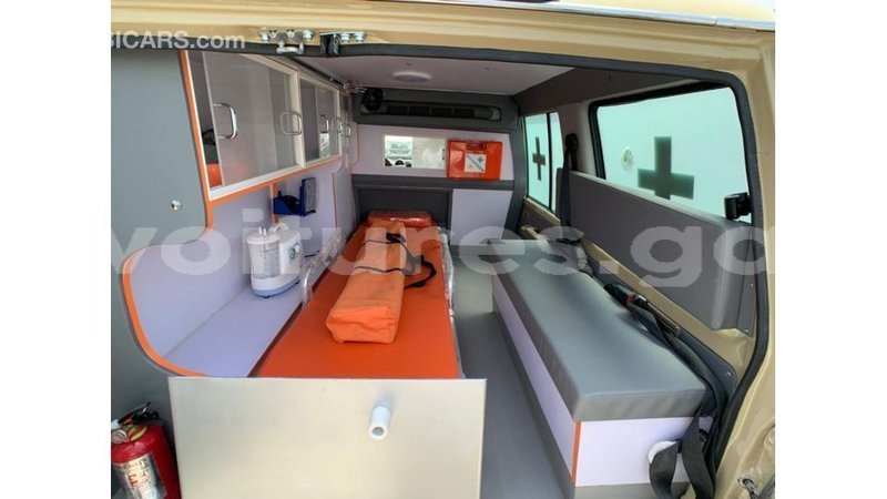 Big with watermark toyota da estuary import dubai 6424