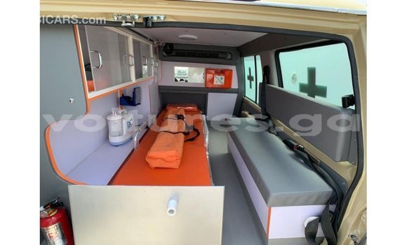 Acheter Import Utilitaire Toyota DA Beige à Import - Dubai, Estuaire Acheter Import Utilitaire Toyota DA Beige à Import - Dubai, Estuaire