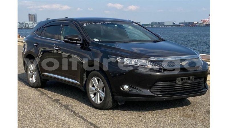 Big with watermark toyota harrier estuary import dubai 6427