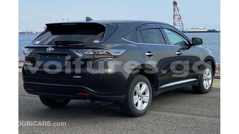 Big with watermark toyota harrier estuary import dubai 6427