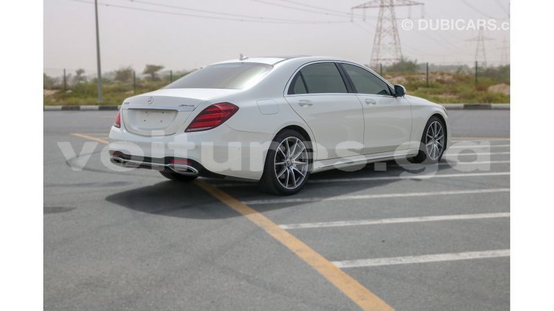 Big with watermark mercedes benz 190 estuary import dubai 6431