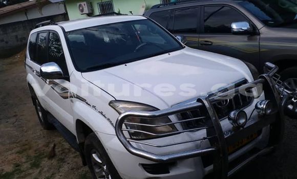 Acheter Occasion Voiture Toyota Prado Blanc à Libreville, Estuaire Acheter Occasion Voiture Toyota Prado Blanc à Libreville, Estuaire