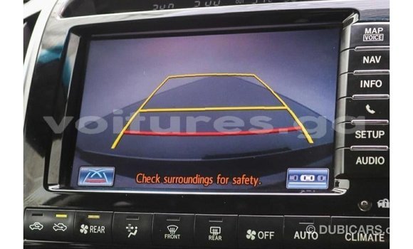 Buy Import Toyota Land Cruiser White Car in Import - Dubai in Estuary Buy Import Toyota Land Cruiser White Car in Import - Dubai in Estuary