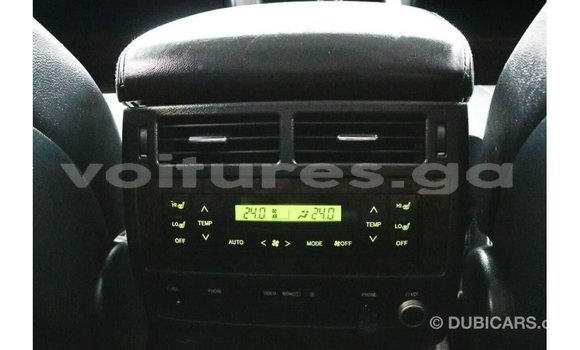 Buy Import Toyota Land Cruiser White Car in Import - Dubai in Estuary Buy Import Toyota Land Cruiser White Car in Import - Dubai in Estuary