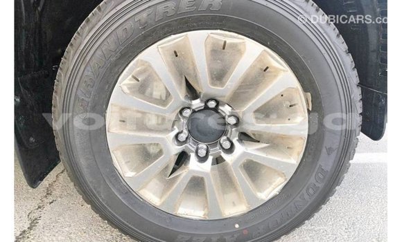 Acheter Import Voiture Toyota Prado Noir à Import - Dubai, Estuaire Acheter Import Voiture Toyota Prado Noir à Import - Dubai, Estuaire