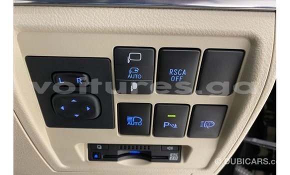 Acheter Import Voiture Toyota Land Cruiser Noir à Import - Dubai, Estuaire Acheter Import Voiture Toyota Land Cruiser Noir à Import - Dubai, Estuaire