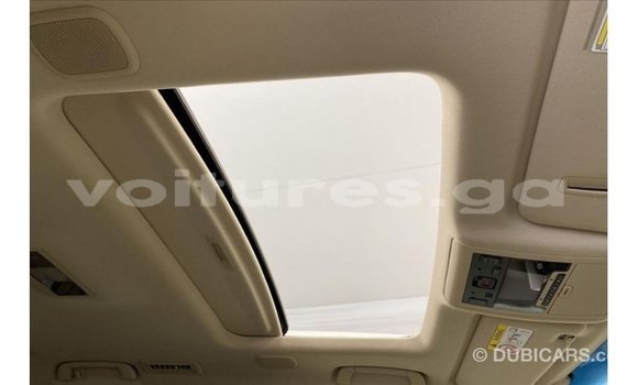 Buy Import Toyota Land Cruiser White Car in Import - Dubai in Estuary Buy Import Toyota Land Cruiser White Car in Import - Dubai in Estuary