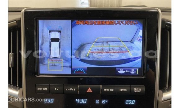 Buy Import Toyota Land Cruiser White Car in Import - Dubai in Estuary Buy Import Toyota Land Cruiser White Car in Import - Dubai in Estuary