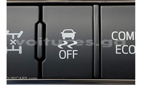 Buy Import Toyota Land Cruiser White Car in Import - Dubai in Estuary Buy Import Toyota Land Cruiser White Car in Import - Dubai in Estuary