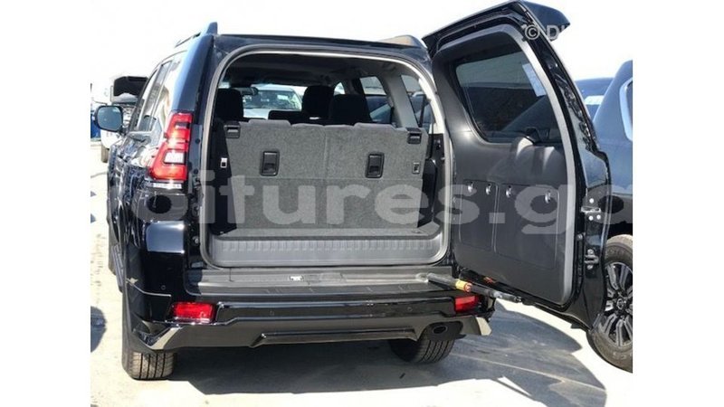 Big with watermark toyota prado estuary import dubai 6449