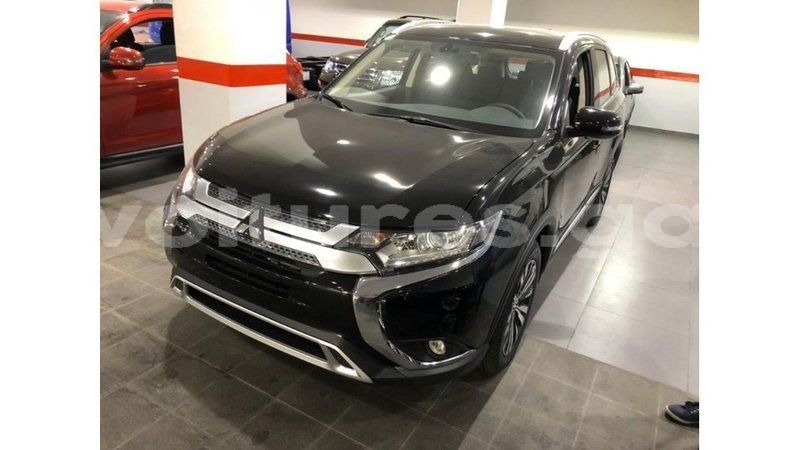 Big with watermark mitsubishi outlander estuary import dubai 6454