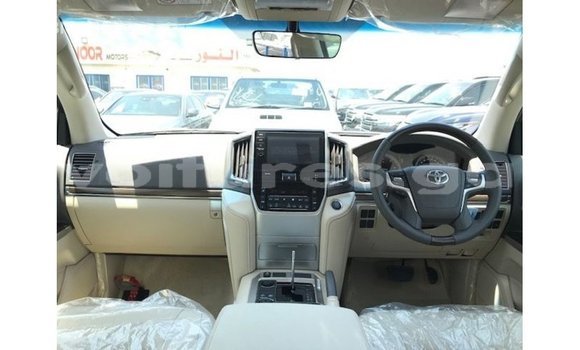 Sayi Imported Toyota Land Cruiser Blue Mota in Import - Dubai a estuary Sayi Imported Toyota Land Cruiser Blue Mota in Import - Dubai a estuary