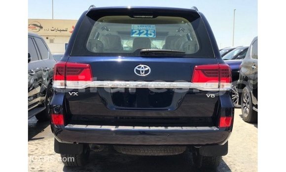 Sayi Imported Toyota Land Cruiser Blue Mota in Import - Dubai a estuary Sayi Imported Toyota Land Cruiser Blue Mota in Import - Dubai a estuary