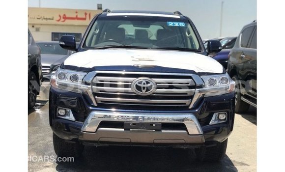 Sayi Imported Toyota Land Cruiser Blue Mota in Import - Dubai a estuary Sayi Imported Toyota Land Cruiser Blue Mota in Import - Dubai a estuary