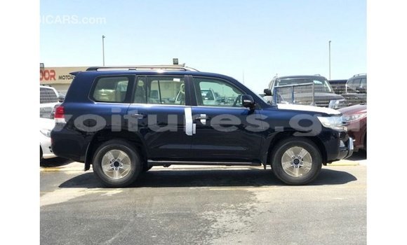 Sayi Imported Toyota Land Cruiser Blue Mota in Import - Dubai a estuary Sayi Imported Toyota Land Cruiser Blue Mota in Import - Dubai a estuary